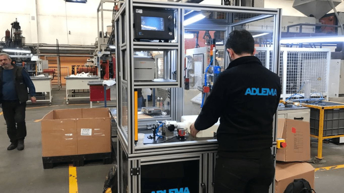 Soğutma çevrimi borularında Adlema akıllı sızdırmazlık test cihazları ile üretim sürecinizi optimize edin.